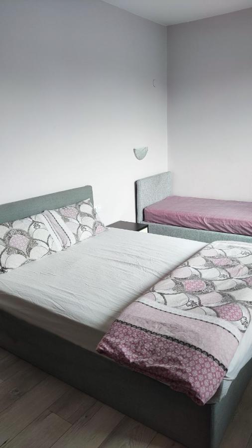 Liliya Apartment Pleven Luaran gambar